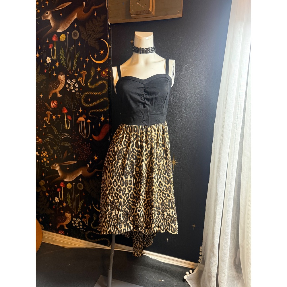 Torrid Womens Size 2 Black Leopard Print High Low Sweetheart Dress